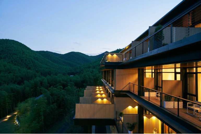 ��ţ��̳-(�Ĳ���ˮ)����